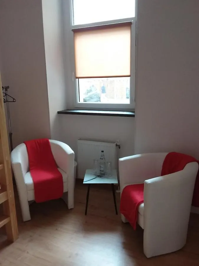 Albergue Living In The Box Berlín 0*,  Alemania