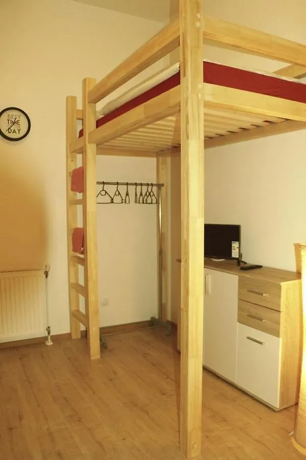 Albergue Living In The Box Berlín